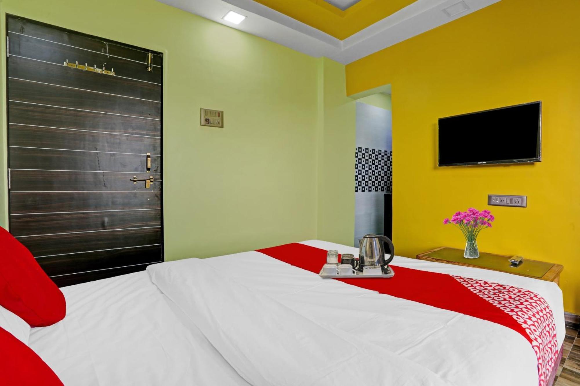 Hotel O Om Sai Residency Lodging And Boarding Taloje ภายนอก รูปภาพ