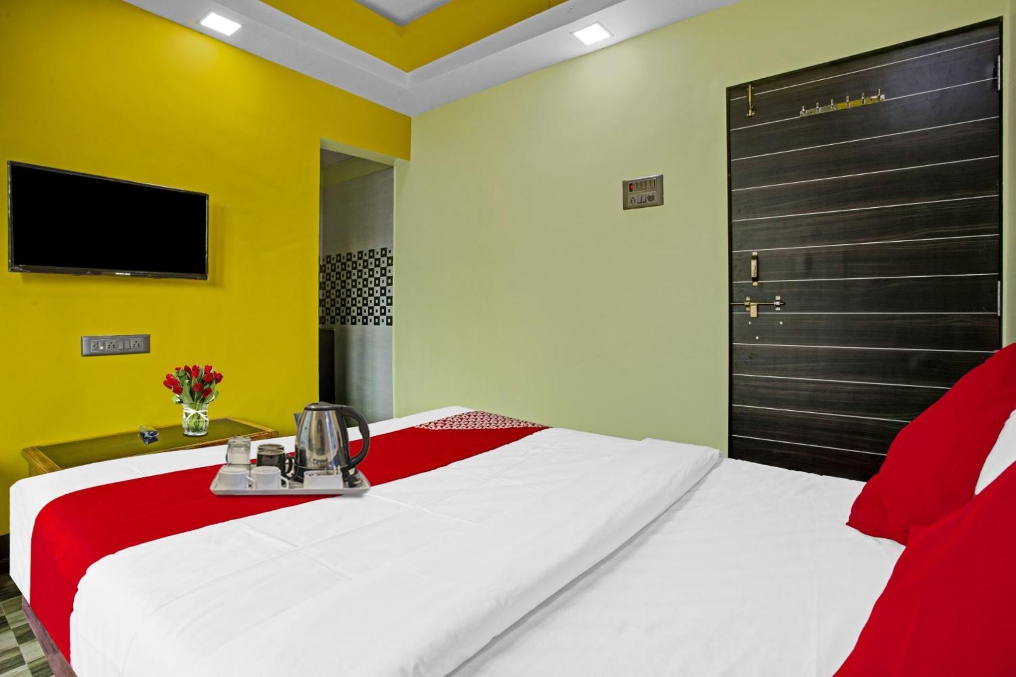 Hotel O Om Sai Residency Lodging And Boarding Taloje ภายนอก รูปภาพ