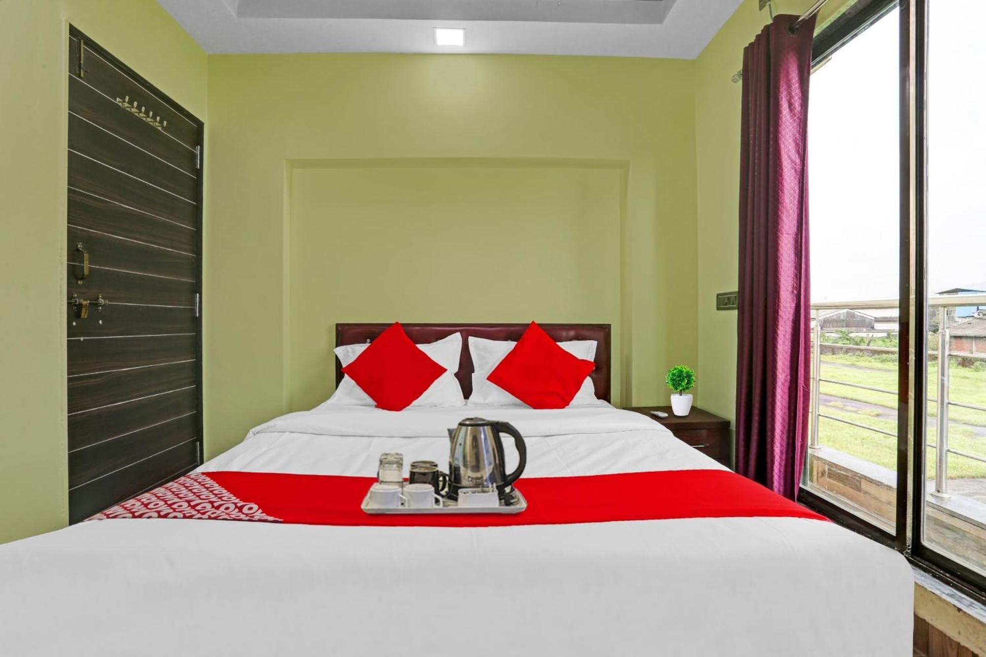 Hotel O Om Sai Residency Lodging And Boarding Taloje ภายนอก รูปภาพ
