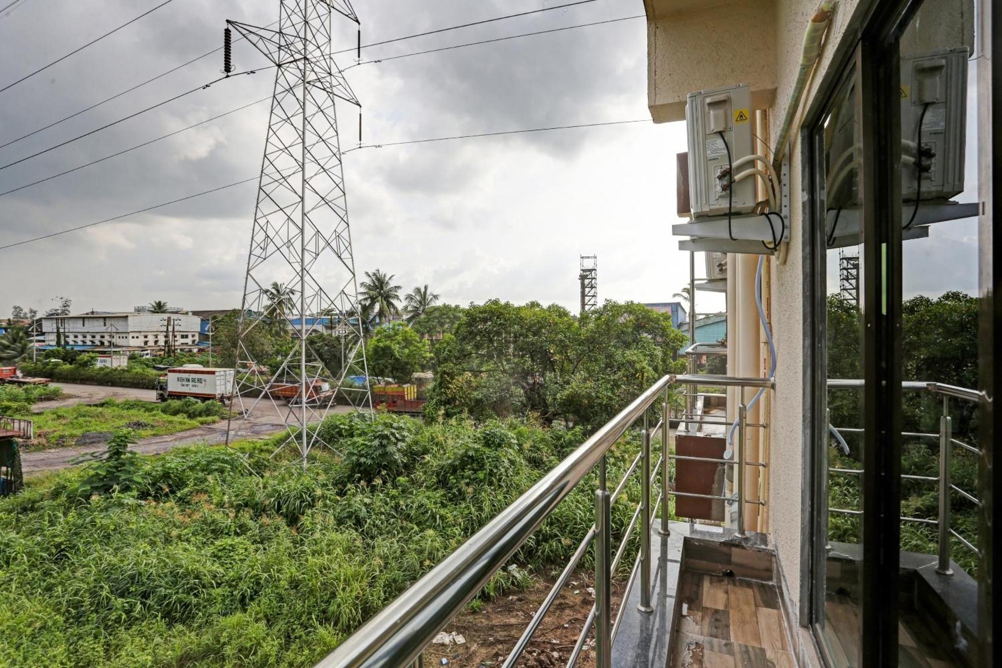 Hotel O Om Sai Residency Lodging And Boarding Taloje ภายนอก รูปภาพ